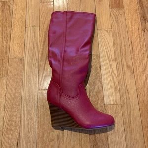 Red wedge boots size 5.5